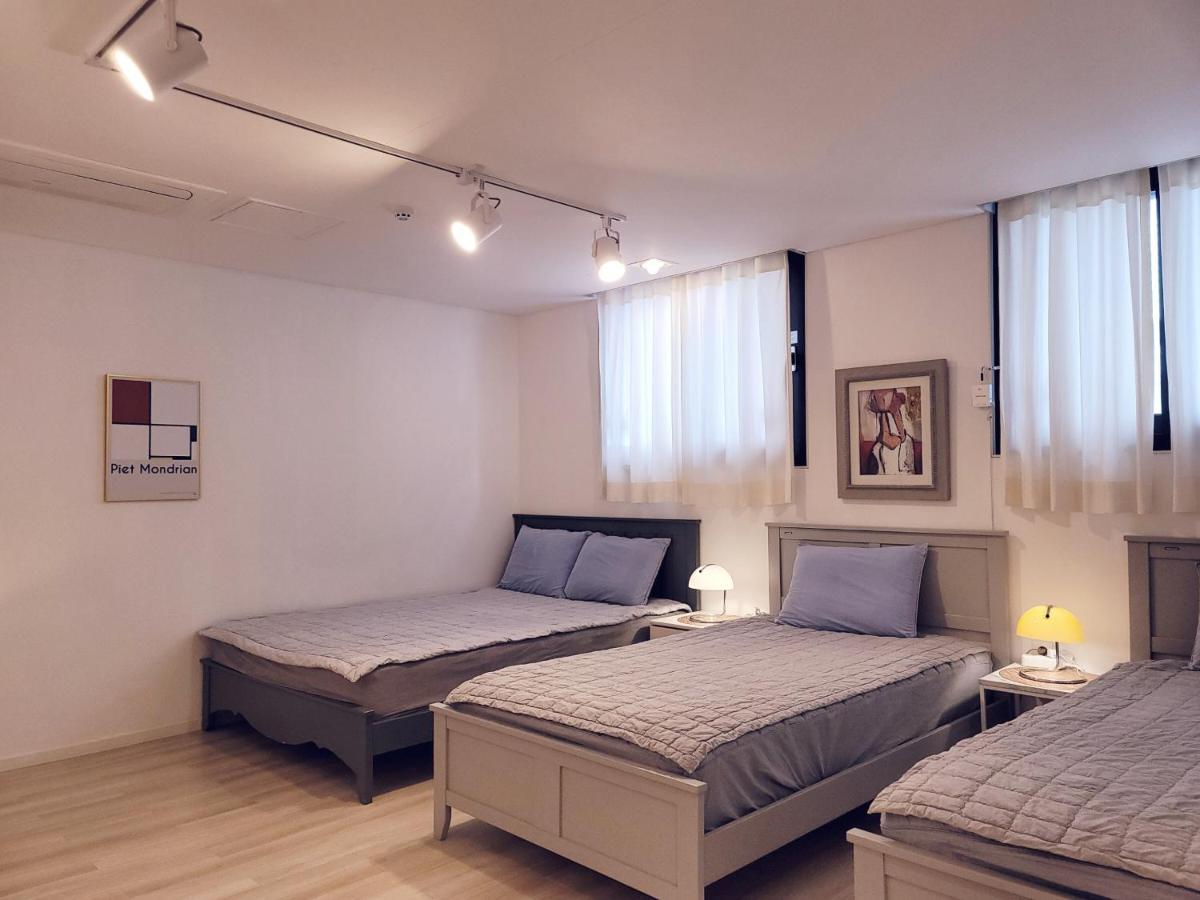 Picasso Guesthouse موكبو المظهر الخارجي الصورة